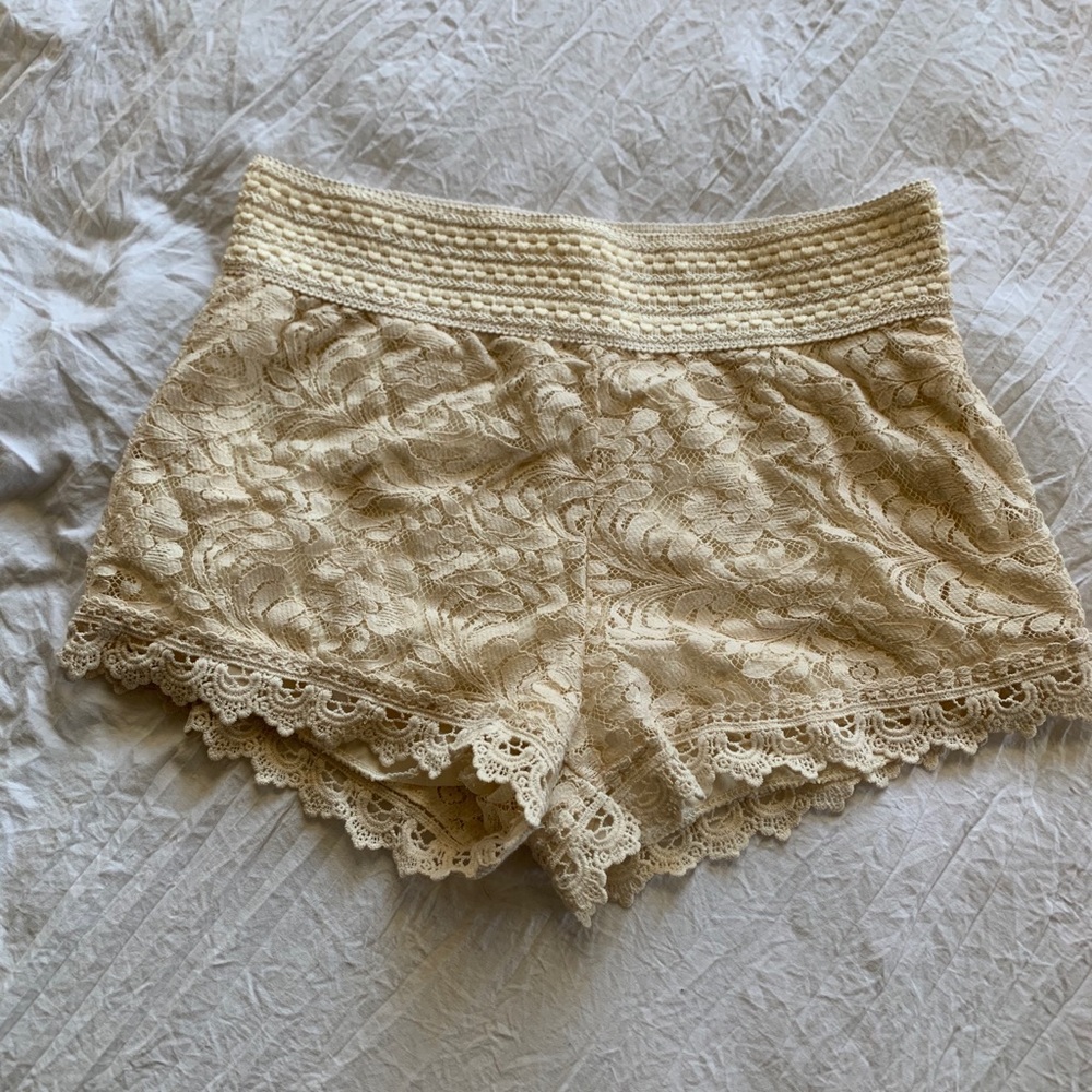 Boutique lace shorts!